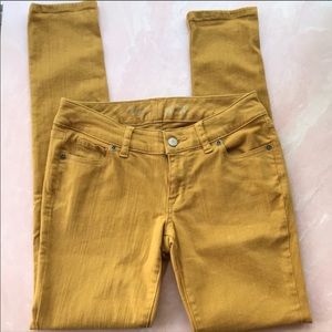 The Limited 678 Skinny Denim in Mustard Sz 0